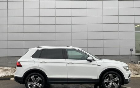 Volkswagen Tiguan II, 2017 год, 2 236 000 рублей, 4 фотография