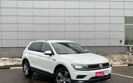 Volkswagen Tiguan II, 2017 год, 2 236 000 рублей, 3 фотография