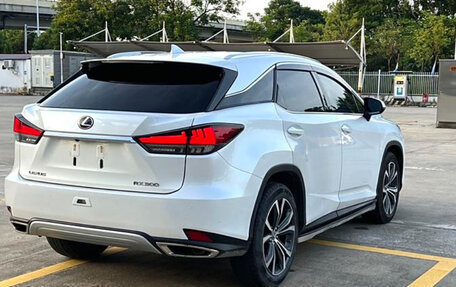 Lexus RX IV рестайлинг, 2021 год, 5 320 000 рублей, 6 фотография