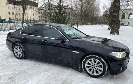 BMW 5 серия, 2015 год, 2 333 000 рублей, 2 фотография