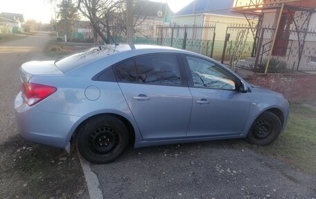 Chevrolet Cruze II, 2010 год, 750 000 рублей, 2 фотография