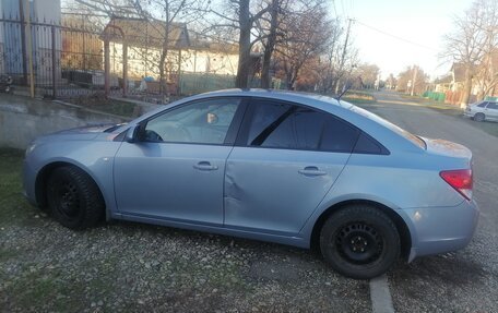 Chevrolet Cruze II, 2010 год, 750 000 рублей, 10 фотография