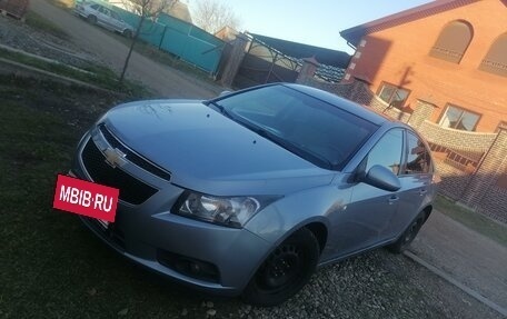 Chevrolet Cruze II, 2010 год, 750 000 рублей, 7 фотография