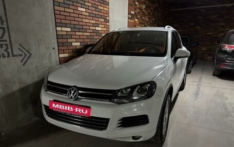 Volkswagen Touareg III, 2012 год, 2 390 000 рублей, 16 фотография