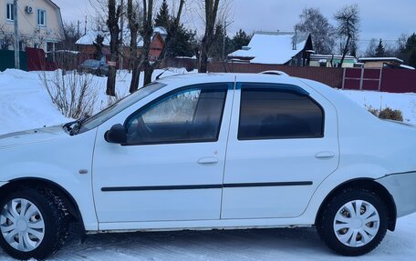 Renault Logan I, 2013 год, 315 000 рублей, 2 фотография