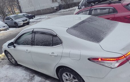 Toyota Camry, 2018 год, 1 900 000 рублей, 3 фотография