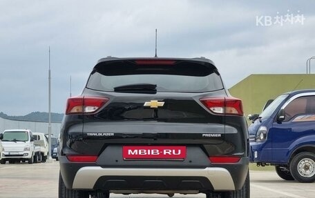 Chevrolet TrailBlazer, 2020 год, 1 800 000 рублей, 4 фотография