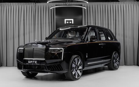 Rolls-Royce Cullinan, 2024 год, 104 038 400 рублей, 1 фотография