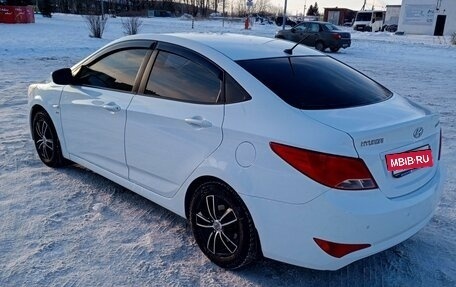 Hyundai Solaris II рестайлинг, 2014 год, 1 050 000 рублей, 10 фотография