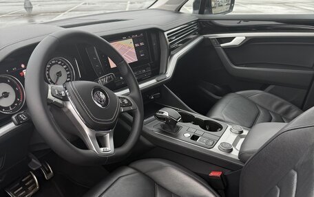 Volkswagen Touareg III, 2020 год, 5 800 000 рублей, 22 фотография