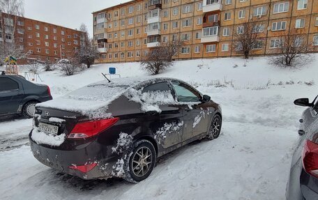 Hyundai Solaris II рестайлинг, 2014 год, 1 300 000 рублей, 2 фотография