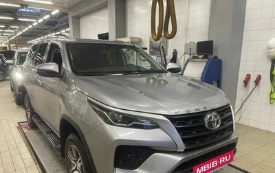 Toyota Fortuner II, 2022 год, 4 490 000 рублей, 1 фотография