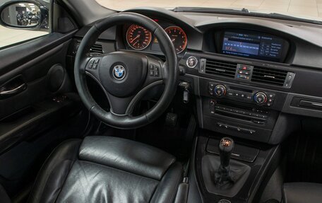 BMW 3 серия, 2007 год, 1 867 586 рублей, 18 фотография