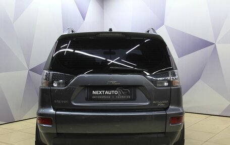 Mitsubishi Outlander III рестайлинг 3, 2010 год, 1 217 000 рублей, 4 фотография