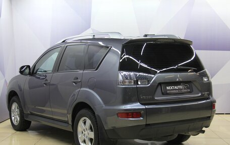 Mitsubishi Outlander III рестайлинг 3, 2010 год, 1 217 000 рублей, 3 фотография