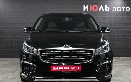 KIA Carnival III, 2019 год, 3 120 000 рублей, 2 фотография