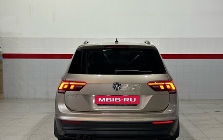 Volkswagen Tiguan II, 2019 год, 2 350 000 рублей, 6 фотография