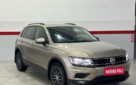 Volkswagen Tiguan II, 2019 год, 2 350 000 рублей, 3 фотография