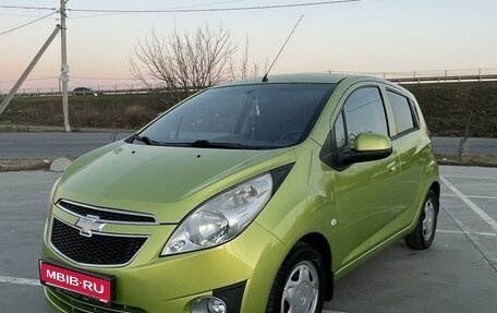 Chevrolet Spark III, 2013 год, 850 000 рублей, 1 фотография