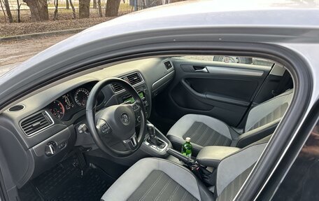 Volkswagen Jetta VI, 2012 год, 1 100 000 рублей, 27 фотография