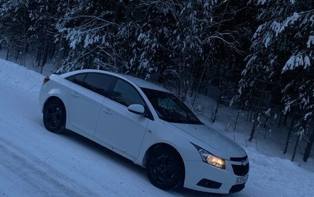 Chevrolet Cruze II, 2012 год, 950 000 рублей, 6 фотография