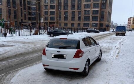 KIA cee'd I рестайлинг, 2010 год, 700 000 рублей, 4 фотография