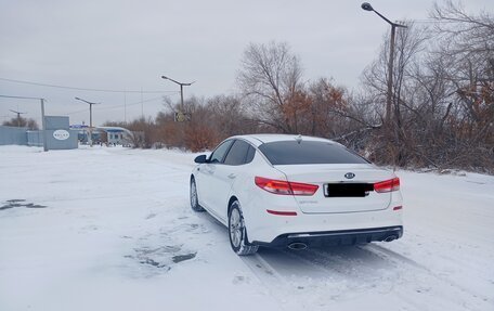 KIA Optima IV, 2016 год, 1 800 000 рублей, 3 фотография