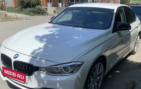 BMW 3 серия, 2012 год, 2 350 000 рублей, 7 фотография