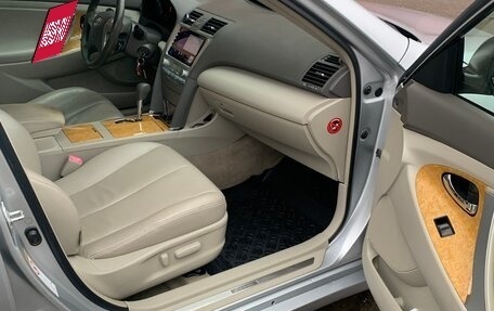 Toyota Camry, 2007 год, 1 320 000 рублей, 7 фотография