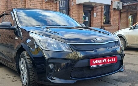 KIA Rio IV, 2018 год, 1 450 000 рублей, 3 фотография