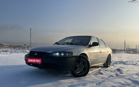 Honda Accord VII рестайлинг, 2001 год, 450 000 рублей, 1 фотография