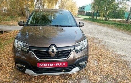 Renault Logan II, 2021 год, 1 400 000 рублей, 2 фотография