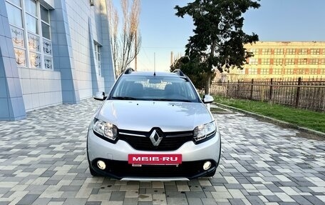 Renault Sandero II рестайлинг, 2013 год, 900 000 рублей, 2 фотография