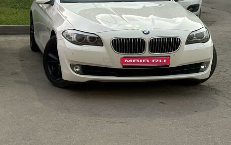 BMW 5 серия, 2012 год, 1 800 000 рублей, 6 фотография