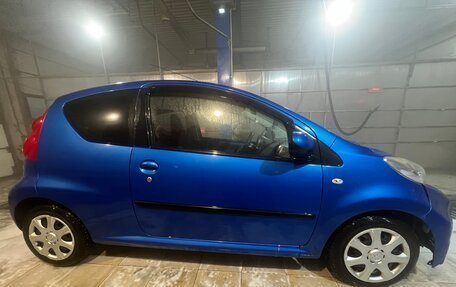 Peugeot 107 I рестайлинг, 2010 год, 400 000 рублей, 2 фотография