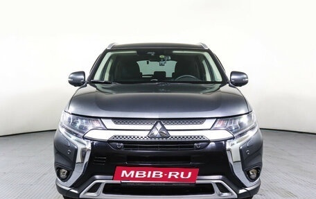 Mitsubishi Outlander III рестайлинг 3, 2019 год, 3 850 000 рублей, 2 фотография