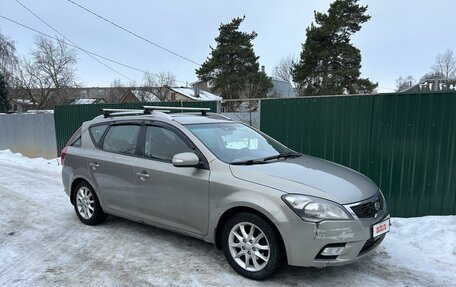 KIA cee'd I рестайлинг, 2010 год, 700 000 рублей, 3 фотография