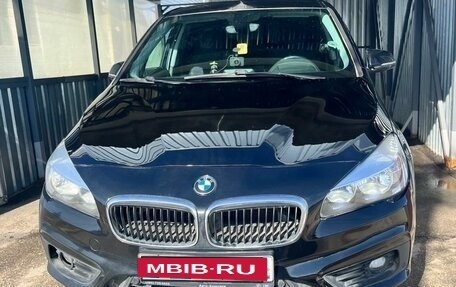 BMW 2 серия Active Tourer F45, 2017 год, 1 400 000 рублей, 2 фотография