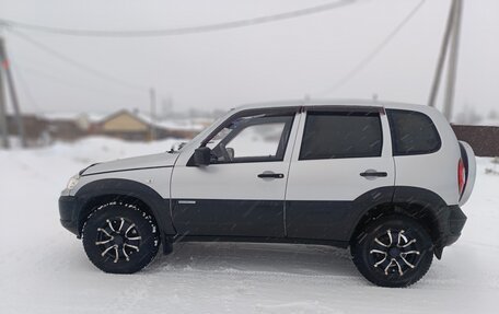 Chevrolet Niva I рестайлинг, 2011 год, 455 000 рублей, 5 фотография