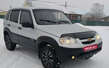 Chevrolet Niva I рестайлинг, 2011 год, 455 000 рублей, 2 фотография