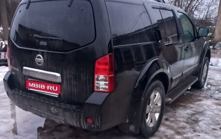 Nissan Pathfinder, 2011 год, 1 600 000 рублей, 3 фотография