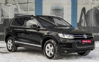 Volkswagen Touareg III, 2014 год, 2 399 000 рублей, 1 фотография