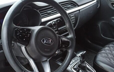 KIA Rio IV, 2018 год, 1 050 000 рублей, 8 фотография