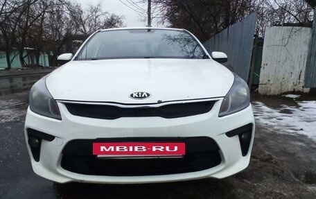 KIA Rio IV, 2018 год, 1 050 000 рублей, 9 фотография