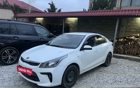 KIA Rio IV, 2017 год, 1 100 000 рублей, 4 фотография