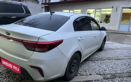 KIA Rio IV, 2017 год, 1 100 000 рублей, 5 фотография