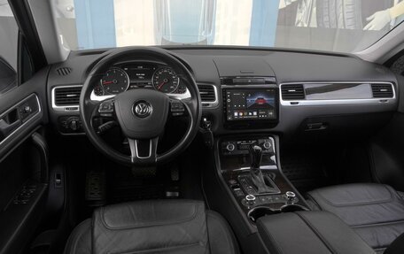 Volkswagen Touareg III, 2014 год, 2 399 000 рублей, 6 фотография