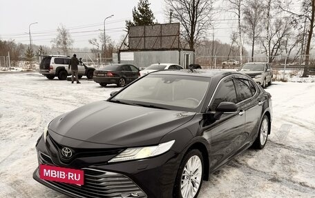 Toyota Camry, 2018 год, 3 199 000 рублей, 7 фотография