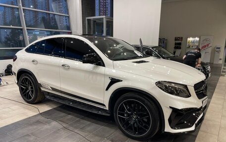 Mercedes-Benz GLE Coupe AMG, 2017 год, 6 200 000 рублей, 4 фотография