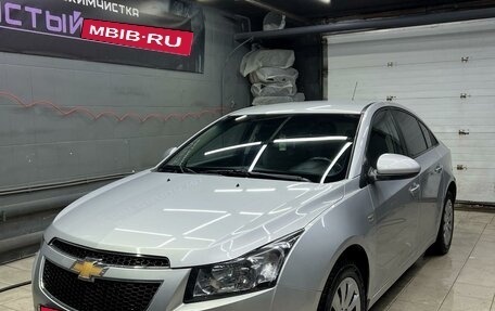 Chevrolet Cruze II, 2011 год, 840 000 рублей, 3 фотография